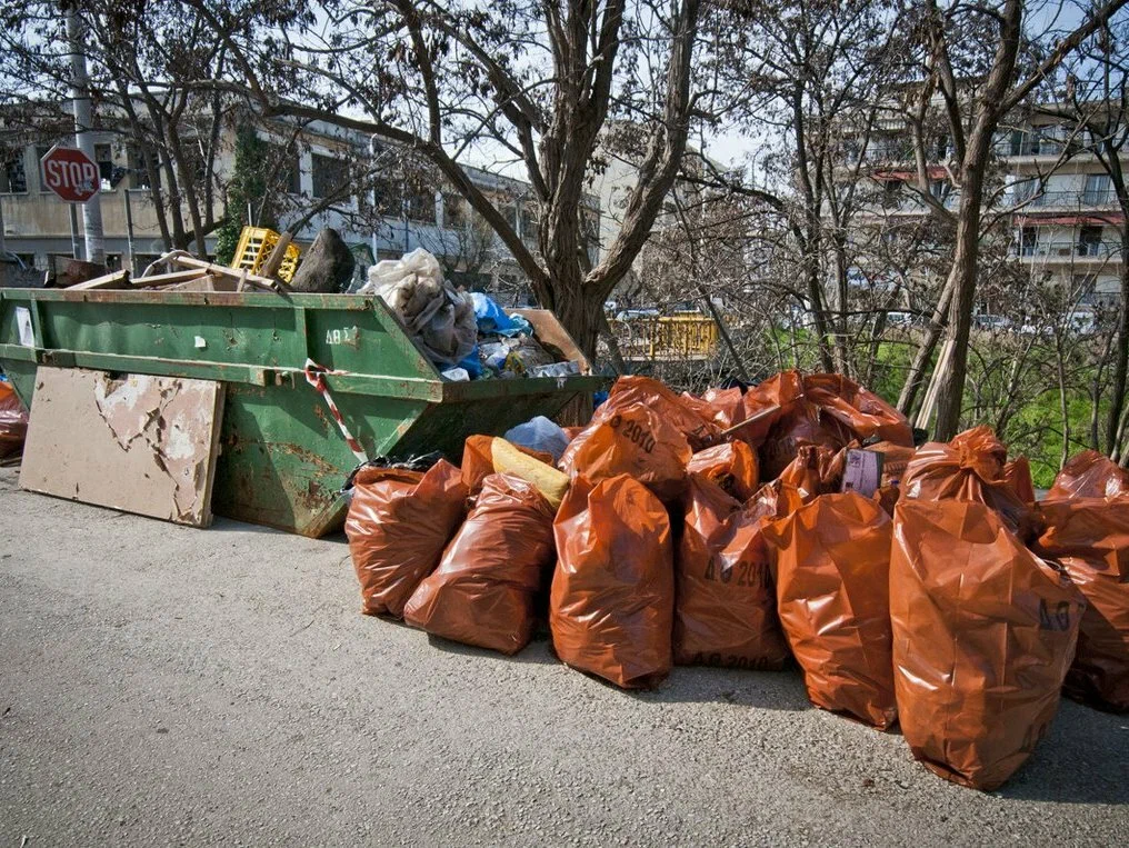 Круглосуточный вывоз мусора в Малоярославце в октябре