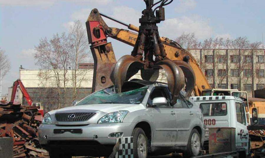 Вывоз старых автомобилей на утилизацию в Малоярославце в октябре